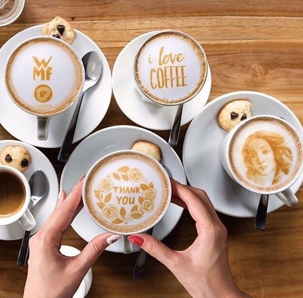 Cafés lattés
